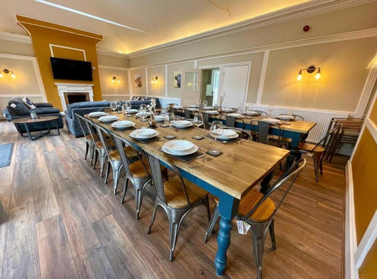 Lydney House Swaffham Sleeps 22 Villa Luaran gambar
