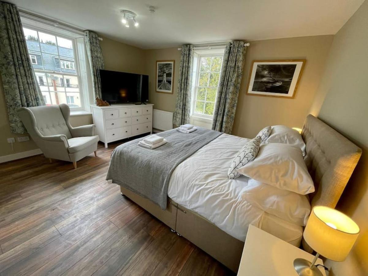 Lydney House Swaffham Sleeps 22 Villa Luaran gambar