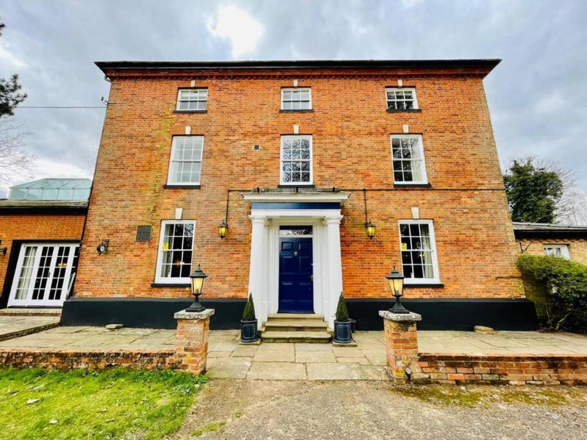 Lydney House Swaffham Sleeps 22 Villa Luaran gambar