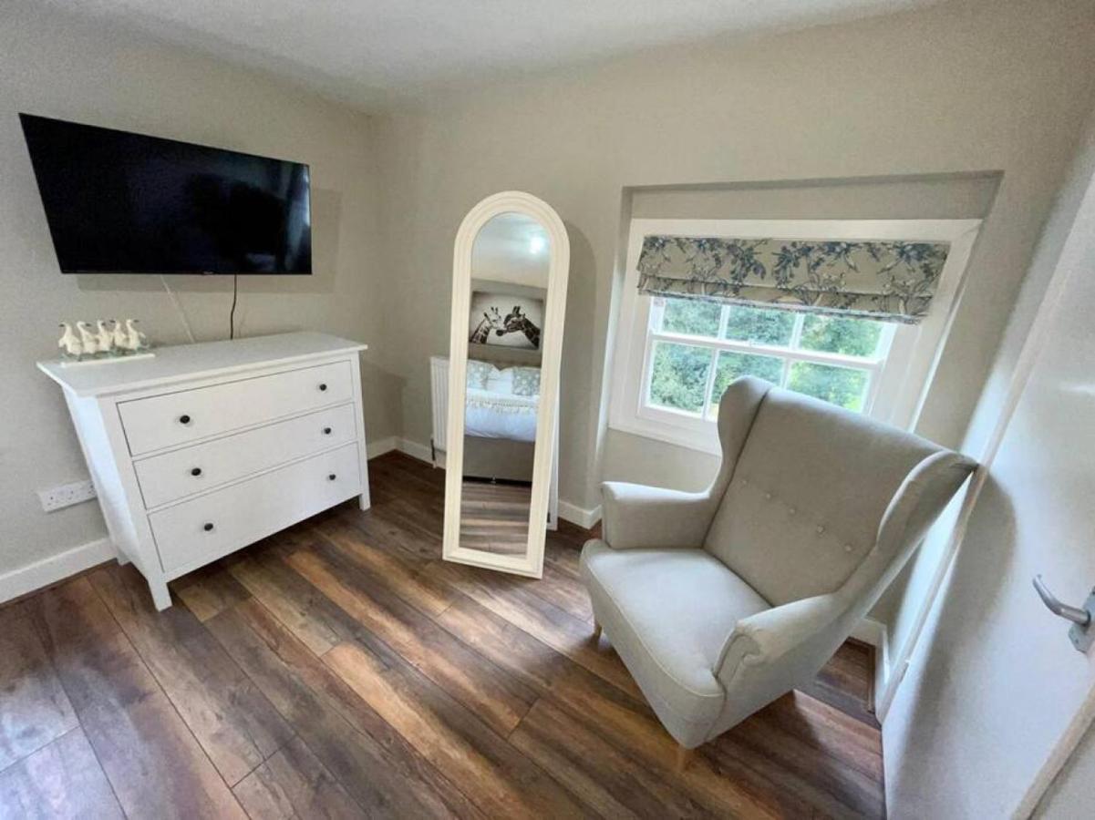 Lydney House Swaffham Sleeps 22 Villa Luaran gambar
