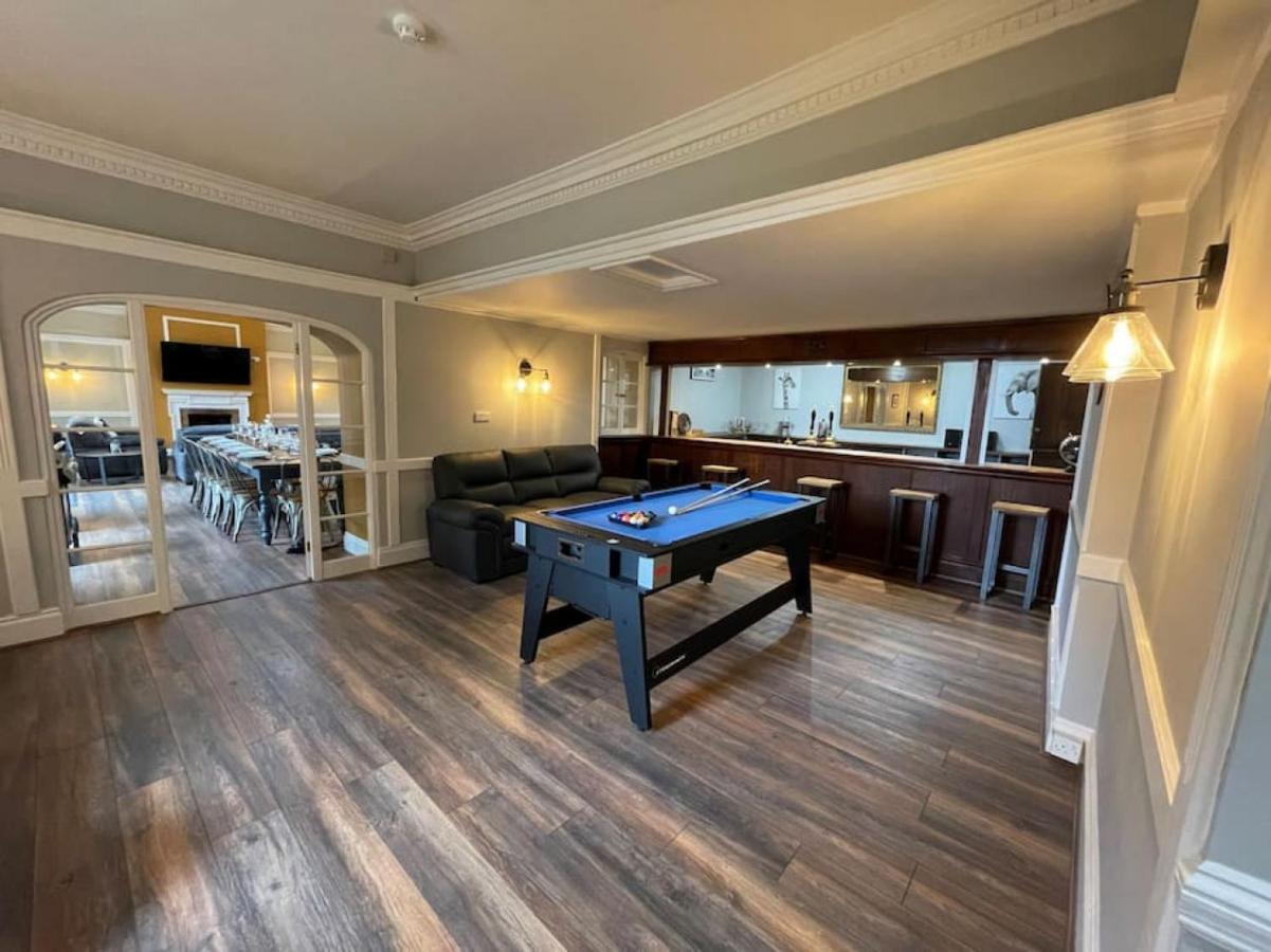 Lydney House Swaffham Sleeps 22 Villa Luaran gambar