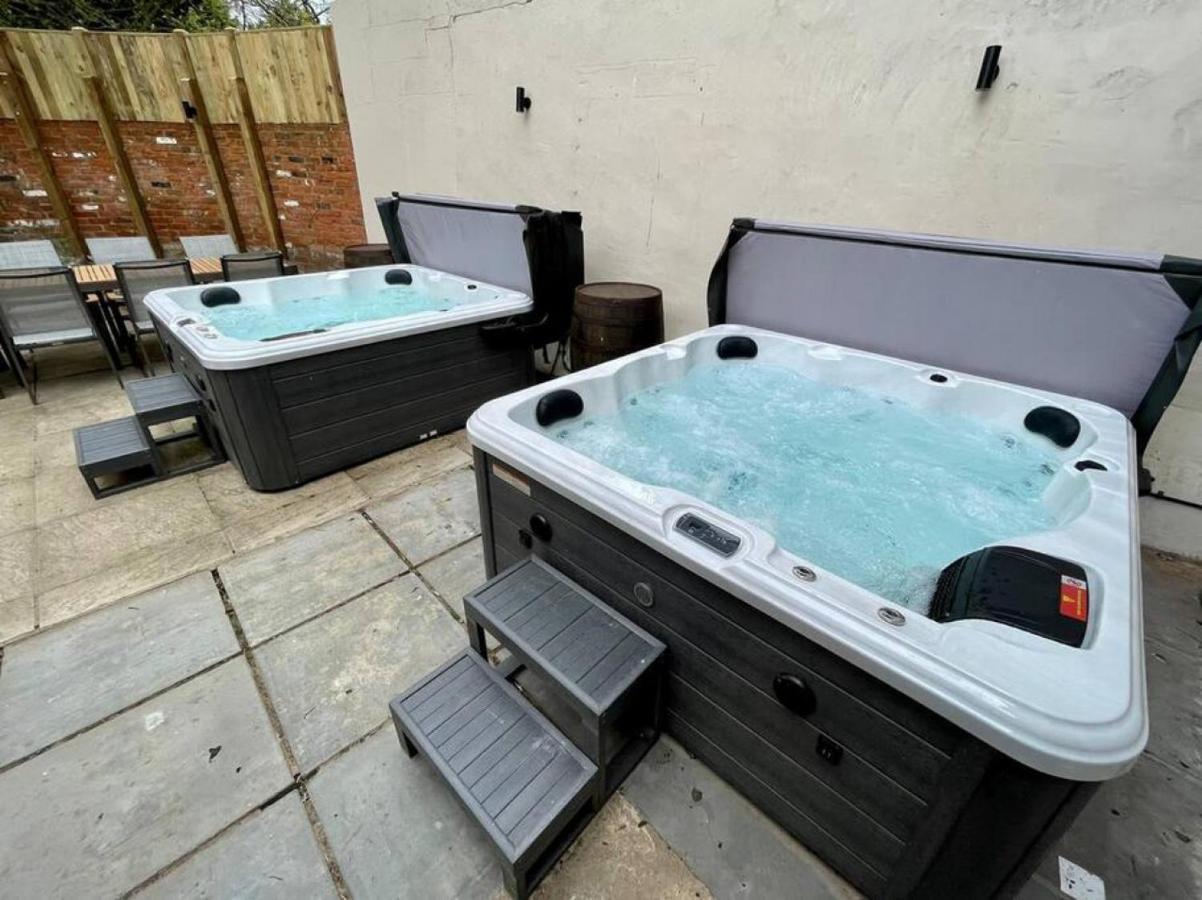 Lydney House Swaffham Sleeps 22 Villa Luaran gambar