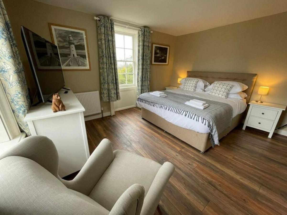 Lydney House Swaffham Sleeps 22 Villa Luaran gambar